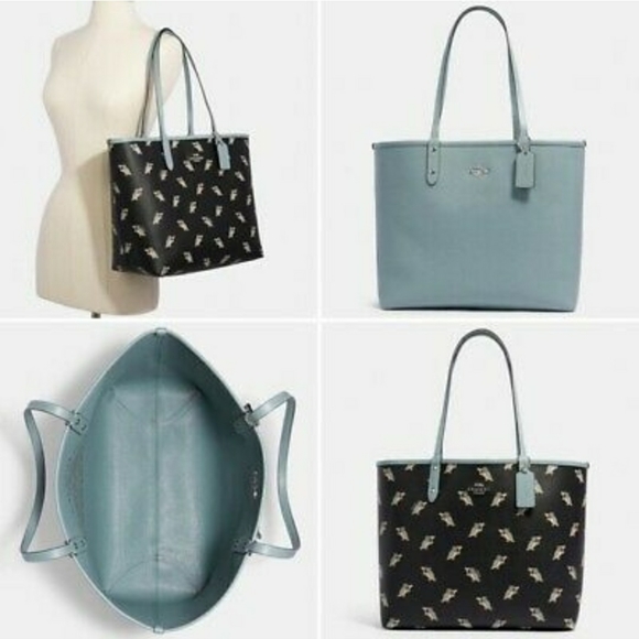 Coach Handbags - 🖤💙NWT Coach Reversible Shoulder Tote
